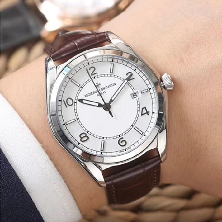 江詩丹頓Vacheron Constantin伍陸之型系列意大利頭層牛皮錶帶搭載日本進口三針機芯直徑40mm 厚度10mm伍陸之型系列