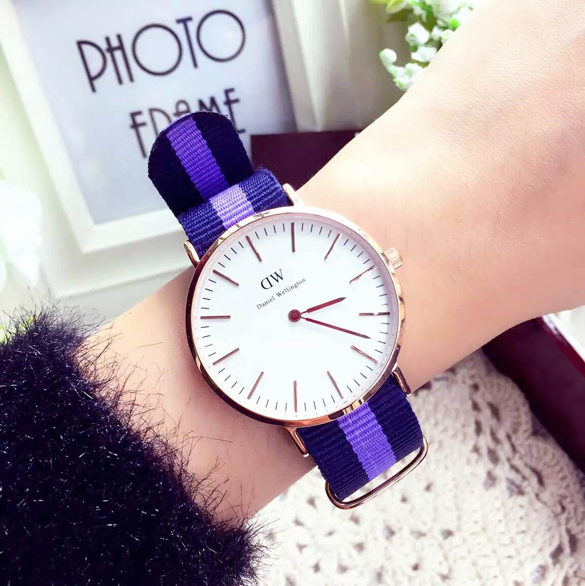 丹尼爾.惠靈頓Daniel Wellington 石英金色機芯