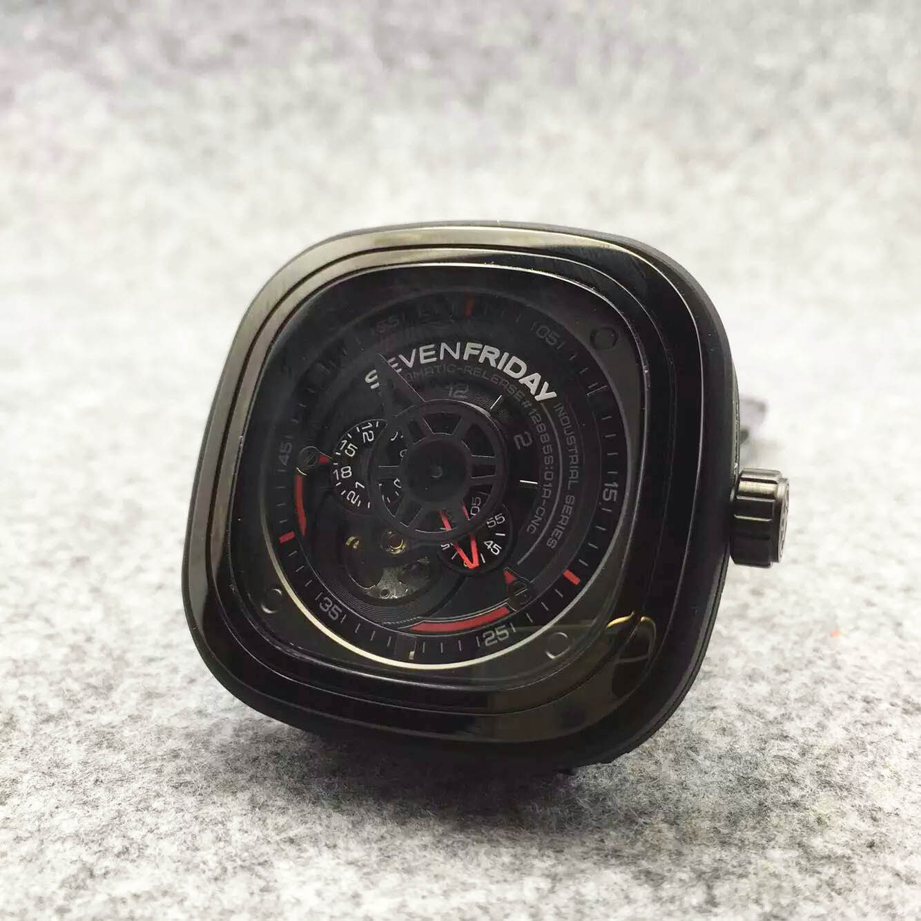 SevenFriday 渦輪全自動方形自動機械