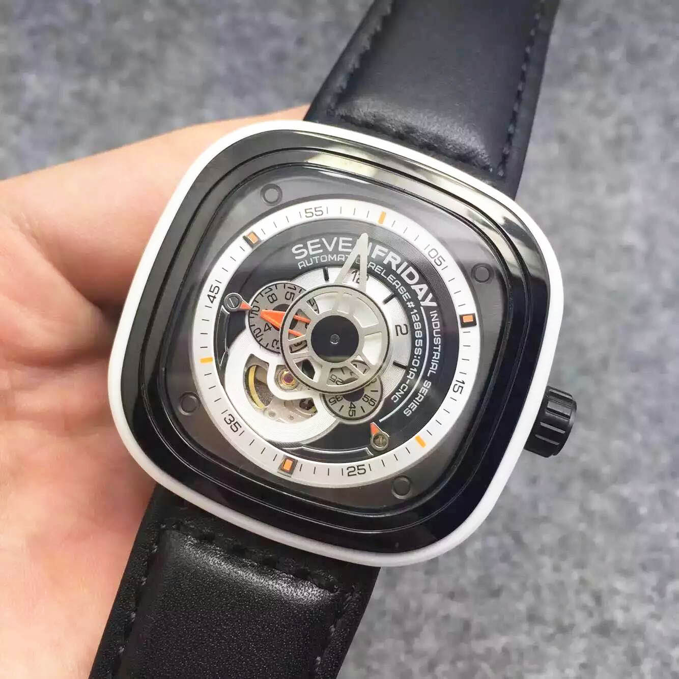 SevenFriday渦輪全自動方形自動機械錶