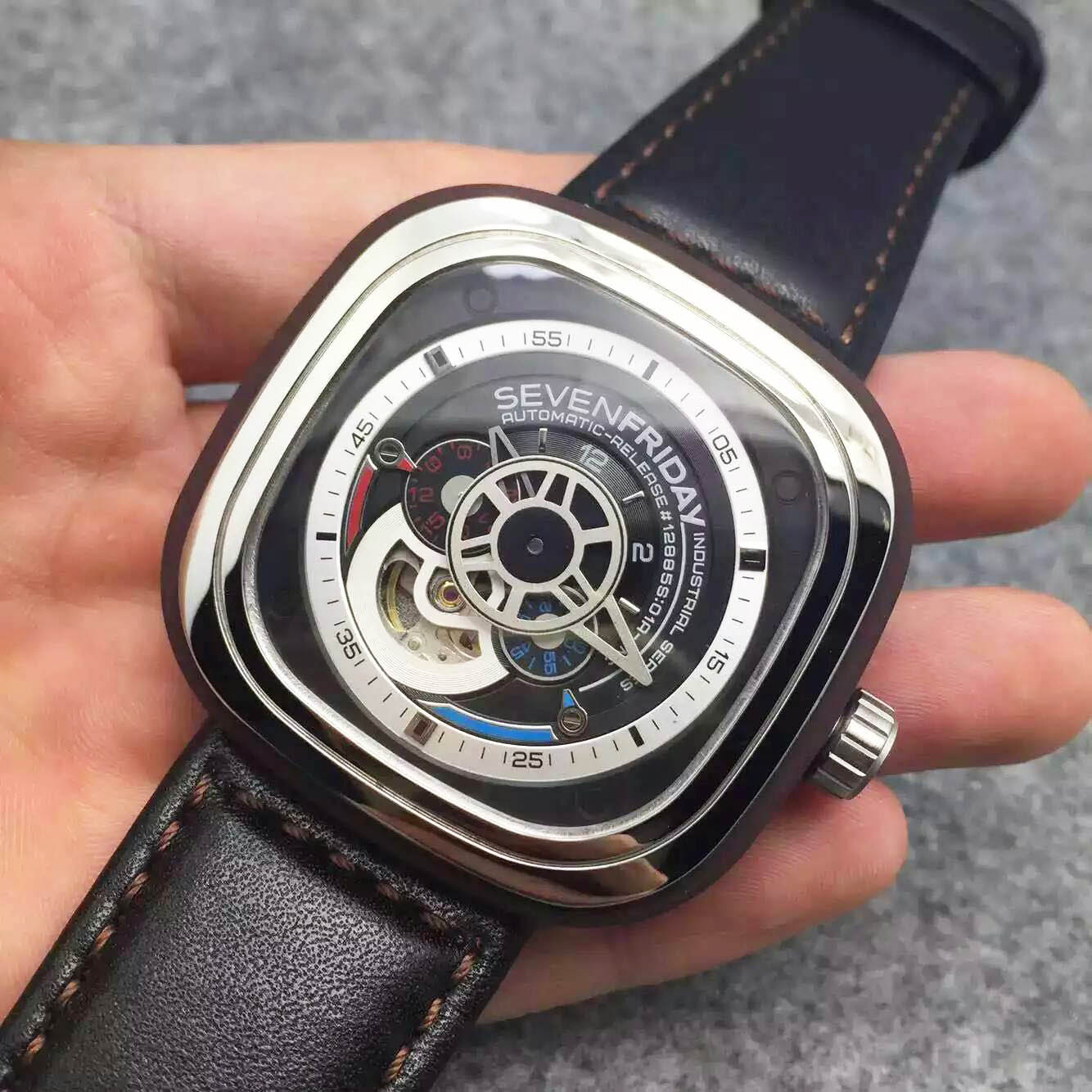 SevenFriday渦輪全自動方形自動機械錶