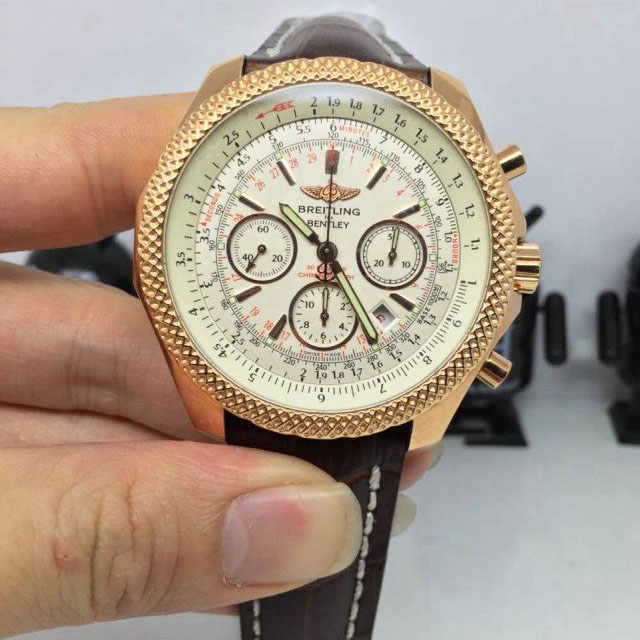 百年靈 Breitling 搭載7750機芯