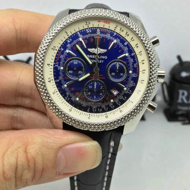 百年靈 Breitling 搭載7750機芯