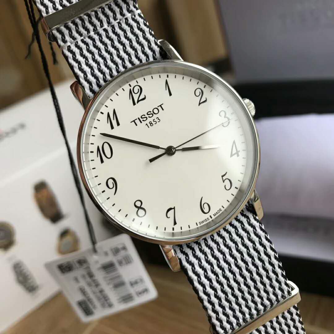 天梭 Tissot 原廠魅時T109系列