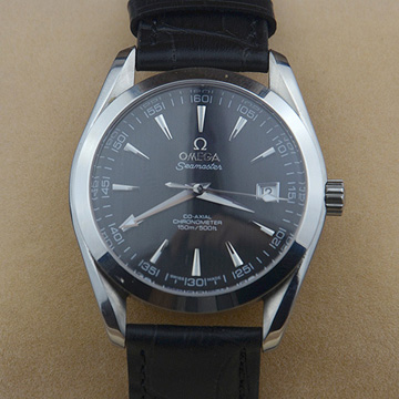 歐米茄海馬系列背透ETA2824機械男士腕錶