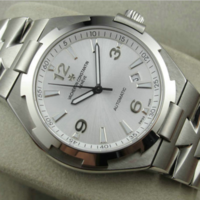 精仿 江詩丹頓縱橫四海Overseas系列航海探險銀色錶殼白面男士手錶 瑞士ETA2824機芯