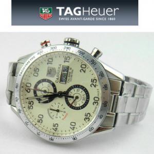 TAG豪雅CARRERA最新款多功能計時碼錶 純鋼藍寶錶鏡米白色面腕錶