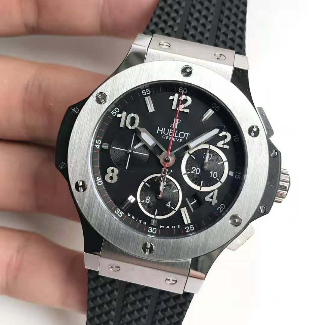 恒寶（HUBLOT)搭載4100全自動計時機芯（7750同時發售）