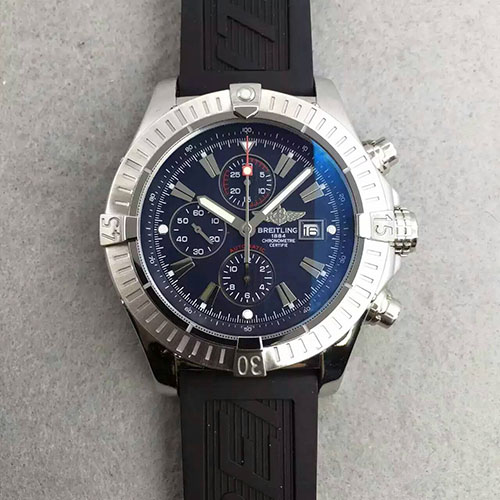 百年靈 Breitling 復仇者系列 搭載7750機芯