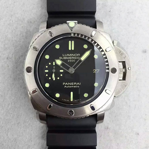 沛納海 Panerai Luminor Submersible系列pam364 搭載P.9000機芯