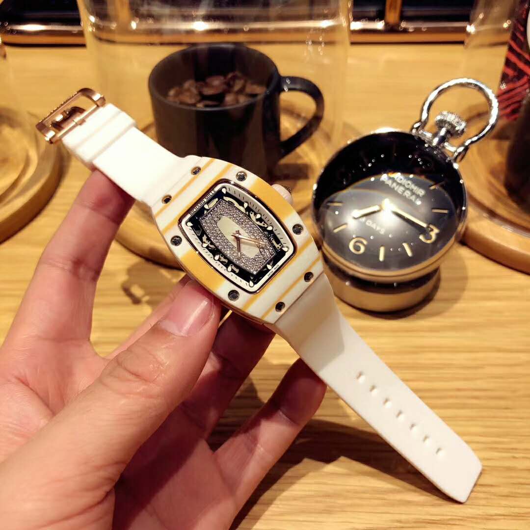 RichardMille 理查德米勒 女款碳纖維系列 搭載透底原裝進口西鐵城全自動機芯