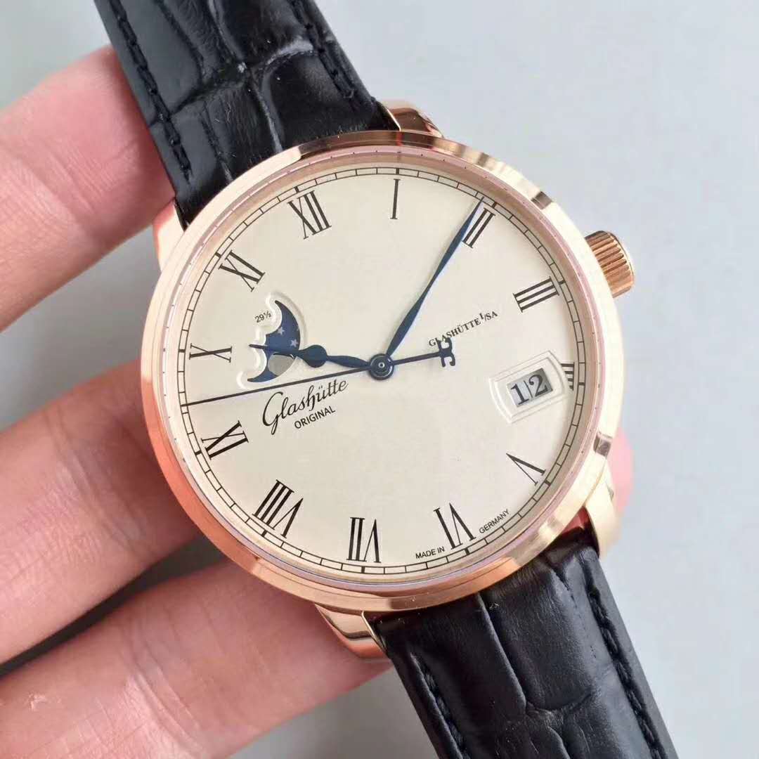 Glashutte 格拉蘇蒂 Senator 議員系列 Panoramadatum Mondphase 大日歷月相腕錶 100-04-32-12-04搭載海鷗複刻Cal.100-04 自動上鏈機芯